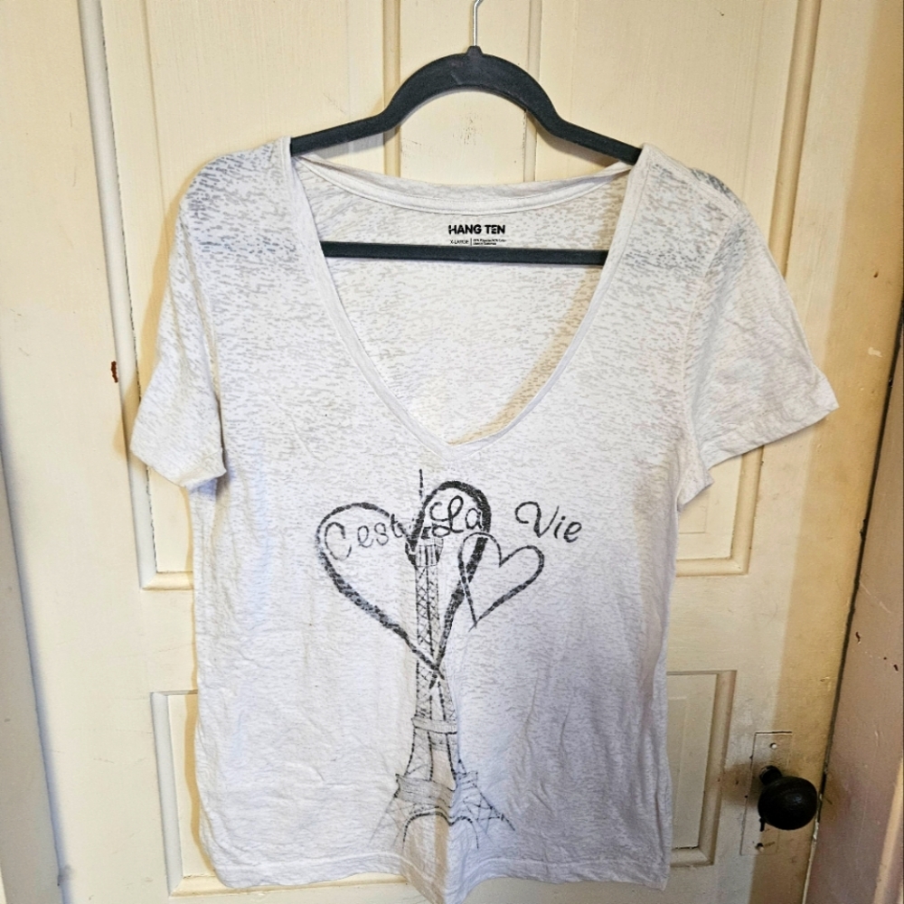 Pretty tee